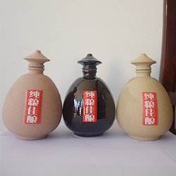 陶瓷酒瓶.jpg 陶瓷酒瓶.jpg