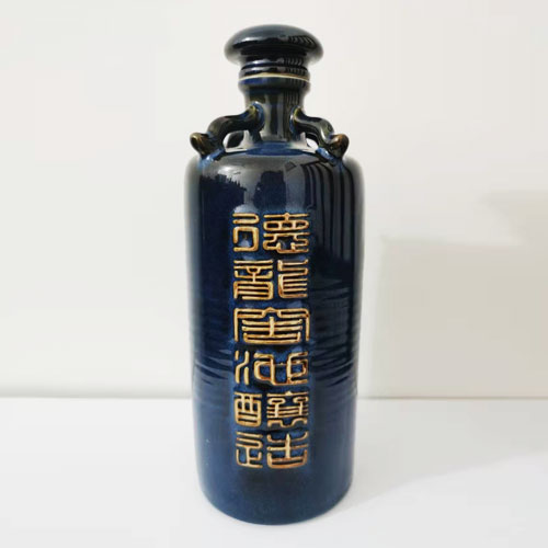 陶瓷酒瓶.jpg 陶瓷酒瓶.jpg